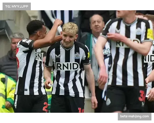 热刺跌至积分榜第十六位 三中卫体系防守漏洞频现